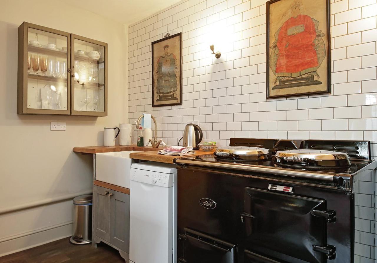 2 Bed Garden In Notting Hill * Londres